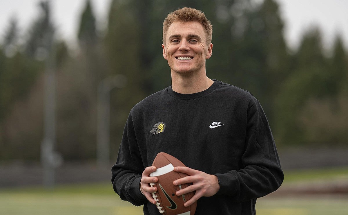 Oregon quarterback Bo Nix